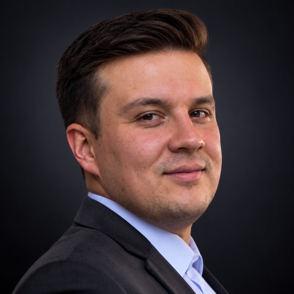 Emmanuel Barrios, fundador y director de estrategia de Cubo SEO